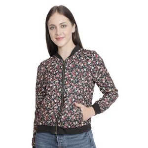 Meet your Posher, Ayesha